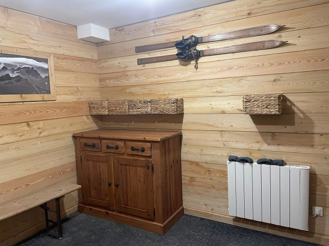 ski room